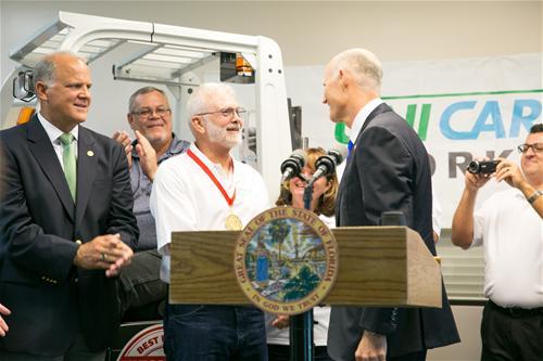 Gov Scott Highlights Florida Forklift S New Jacksonville Facility